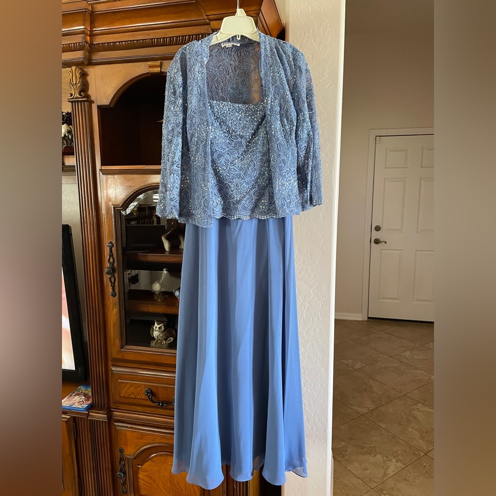 Women's formal spaghetti strap dress with jacket SZ 12